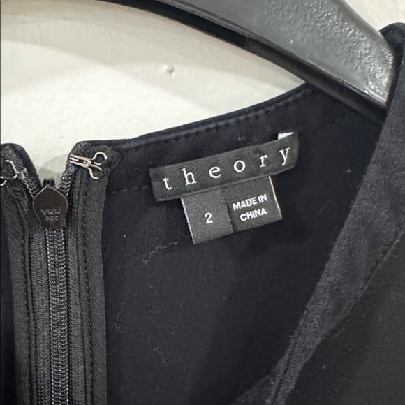 Theory classic little black pencil dress closet staple - Picture 5 of 5